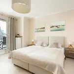 Aquamarina By Renters Διαμέρισμα *