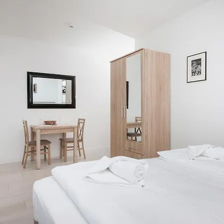 Apartamenty Aquamarina By Noclegi Renters *